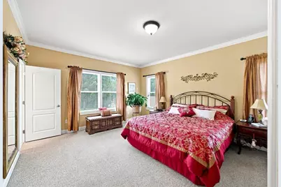 135 Lancaster Dr, Agawam, MA 01001 - Photo 14