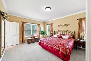 135 Lancaster Dr, Agawam, MA 01001 - Photo 14