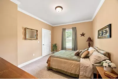 135 Lancaster Dr, Agawam, MA 01001 - Photo 20
