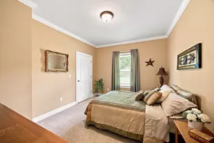 135 Lancaster Dr, Agawam, MA 01001 - Photo 20