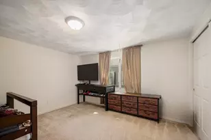 127 Maple St, Attleboro, MA 02703 - Photo 24