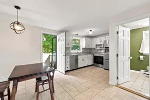 20 Chestnut St, East Bridgewater, MA 02333 - Photo 4