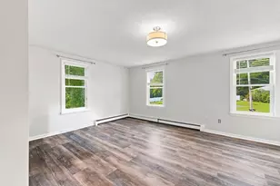 20 Chestnut St, East Bridgewater, MA 02333 - Photo 8