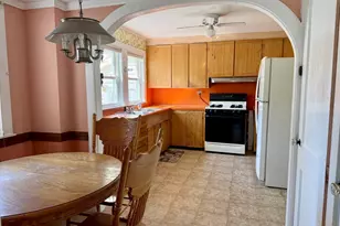 16 Pauline St, New Bedford, MA 02740 - Photo 14