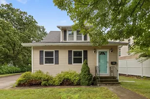 396 Central St, Mansfield, MA 02048 - Photo 1
