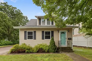 396 Central St, Mansfield, MA 02048 - Photo 1