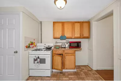694 Merrimack Street, Lowell, MA 01854 - Photo 32