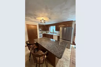 215 Knight Ave #0, Attleboro, MA 02703 - Photo 6