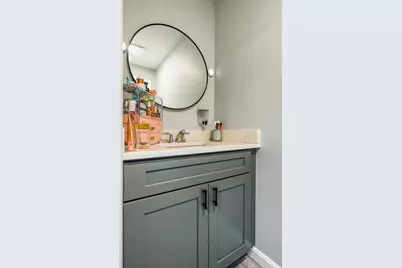550 Spring St #1, Fall River, MA 02721 - Photo 10