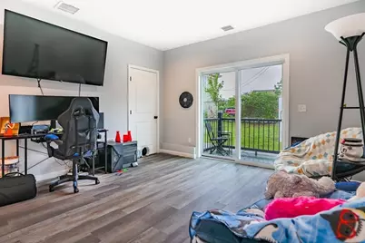 550 Spring St #1, Fall River, MA 02721 - Photo 16