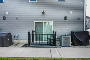 550 Spring St, Fall River, MA 02721 - Photo 26