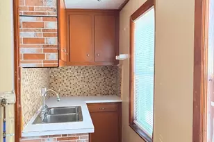 91 Ward St, Worcester, MA 01610 - Photo 8