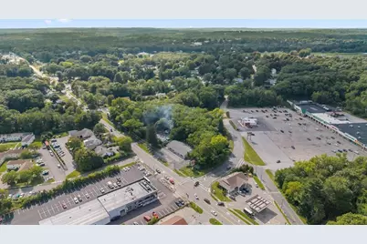184 W Main Street, Dudley, MA 01571 - Photo 36