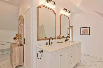 24 Main St, Upton, MA 01568 - Photo 24