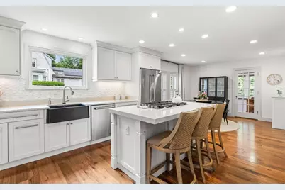 17 Lowell St, Andover, MA 01810 - Photo 6