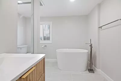 1 Belnap Rd, Boston, MA 02136 - Photo 18