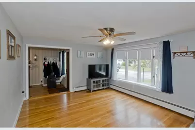 14 Bliss Rd, Bellingham, MA 02019 - Photo 10