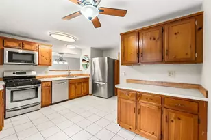 13 Eaton Ct, Haverhill, MA 01832 - Photo 12