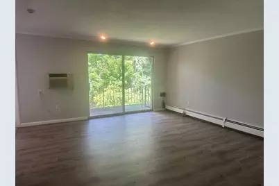 21 Fernview Ave. #9, North Andover, MA 01845 - Photo 2