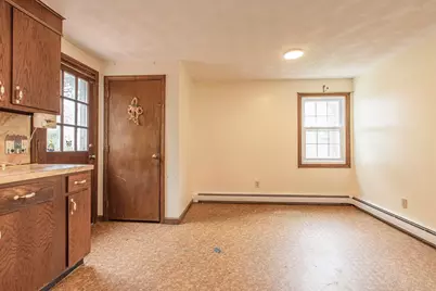 27 Sylvanus Wood Ln, Woburn, MA 01801 - Photo 12
