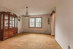 27 Sylvanus Wood Ln, Woburn, MA 01801 - Photo 6