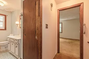 27 Sylvanus Wood Ln, Woburn, MA 01801 - Photo 22