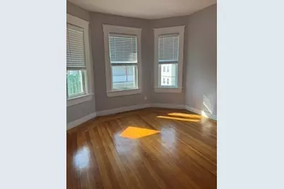 10 Sutton St 3 #3, Boston, MA 02126 - Photo 6