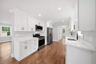 45 County St, Blackstone, MA 01504 - Photo 10