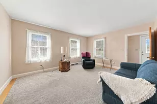 124 Felton St, New Bedford, MA 02745 - Photo 8