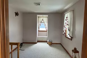 124 Felton St, New Bedford, MA 02745 - Photo 10