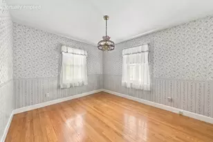 124 Felton St, New Bedford, MA 02745 - Photo 12