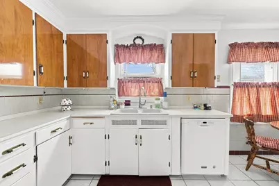 124 Felton St., New Bedford, MA 02745 - Photo 10
