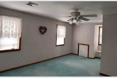 124 Felton St., New Bedford, MA 02745 - Photo 12