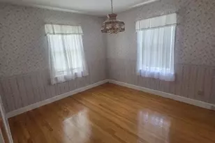 124 Felton St, New Bedford, MA 02745 - Photo 8