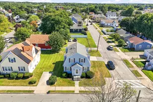 124 Felton St, New Bedford, MA 02745 - Photo 2