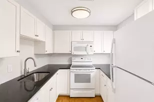 170 Gore St, Cambridge, MA 02141 - Photo 4