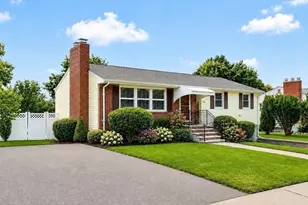 120 Kingston Rd, Waltham, MA 02451 - Photo 2