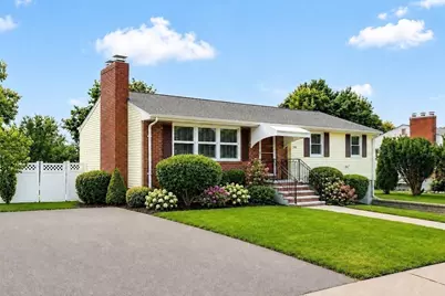 120 Kingston Road, Waltham, MA 02451 - Photo 2