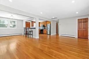 120 Kingston Rd, Waltham, MA 02451 - Photo 6