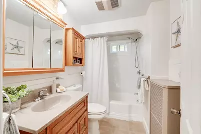41 Park St, Agawam, MA 01030 - Photo 16