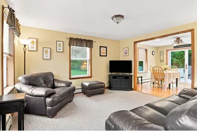 4 McCann Place, Paxton, MA 01612 - Photo 4