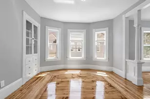31-33 Bourne St, Lowell, MA 01852 - Photo 28