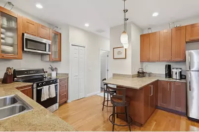 22 Park Street #3, Boston, MA 02129 - Photo 6