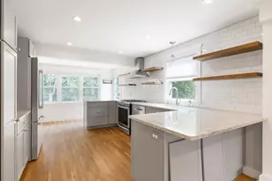 31 Oak St, Wellesley, MA 02482 - Photo 4