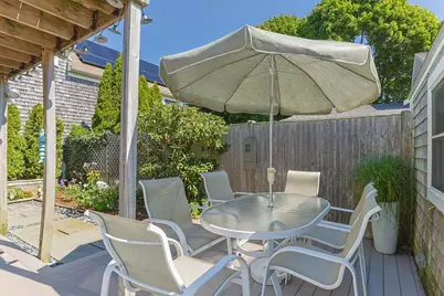 39 Pleasant Street, Provincetown, MA 02657 - Photo 24