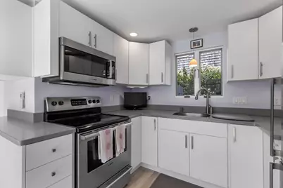 39 Pleasant Street, Provincetown, MA 02657 - Photo 10