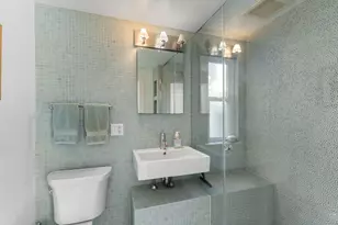 39 Pleasant St, Provincetown, MA 02657 - Photo 12