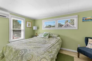 39 Pleasant St, Provincetown, MA 02657 - Photo 18