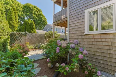 39 Pleasant Street, Provincetown, MA 02657 - Photo 26
