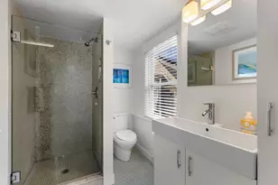39 Pleasant St, Provincetown, MA 02657 - Photo 20